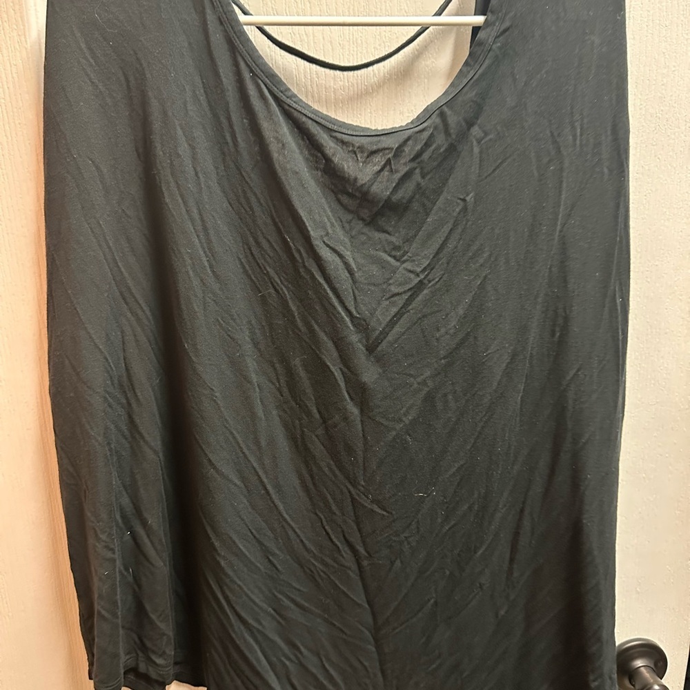 Gaiam women's Black Sleeveless Top size S/ NWOT 964
